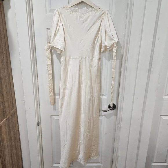 Reformation x Kacey Musgraves Stella Silk Dress - Picture 5 of 10